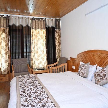 Hotel Nirmal Chhaya Манали Экстерьер фото