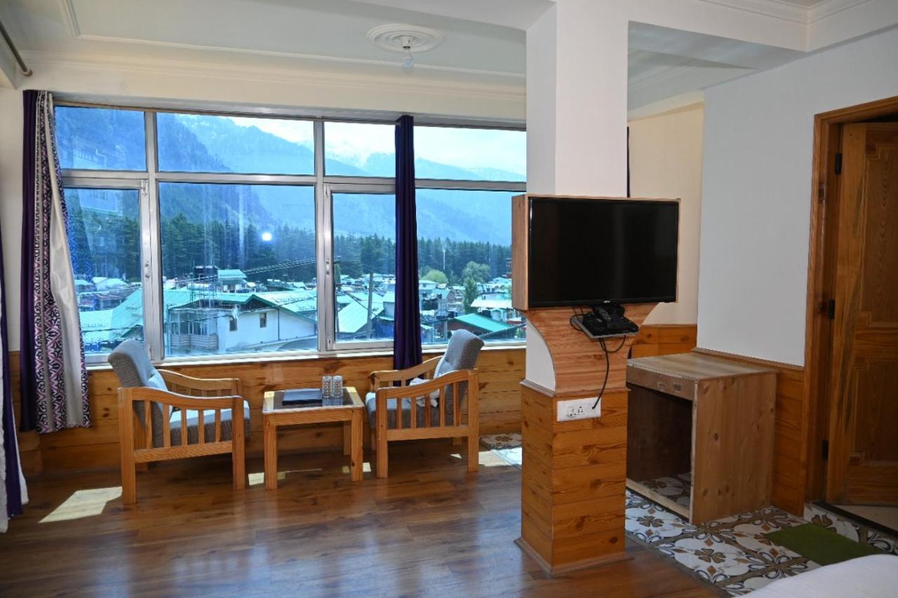Hotel Nirmal Chhaya Манали Экстерьер фото