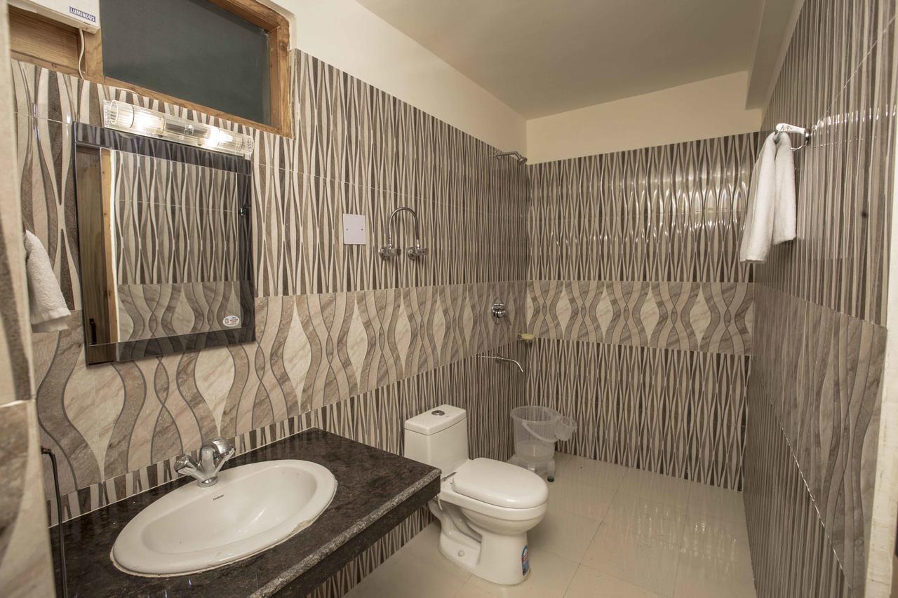 Hotel Nirmal Chhaya Манали Экстерьер фото
